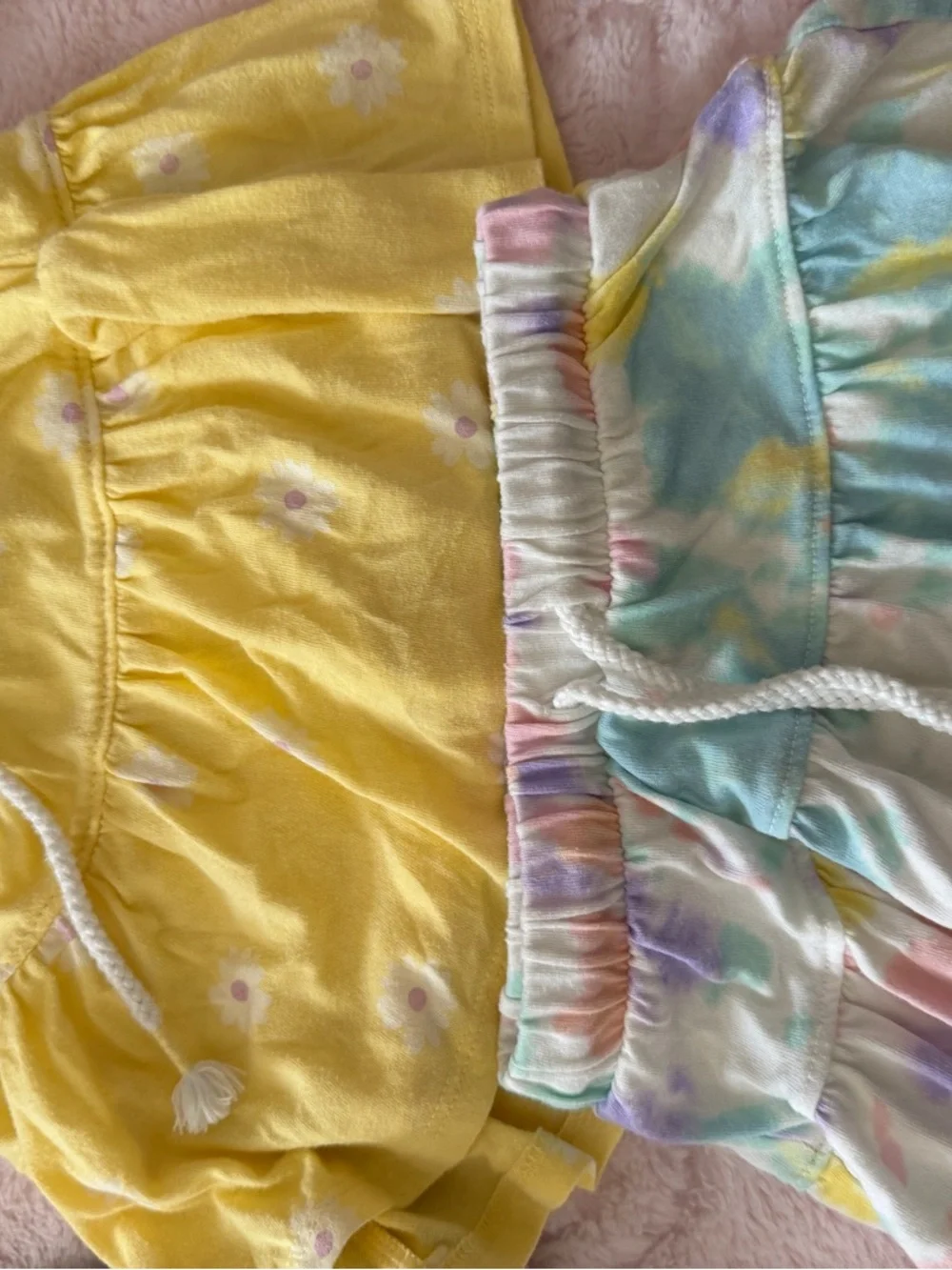 18 pairs of girl shorts size 2T